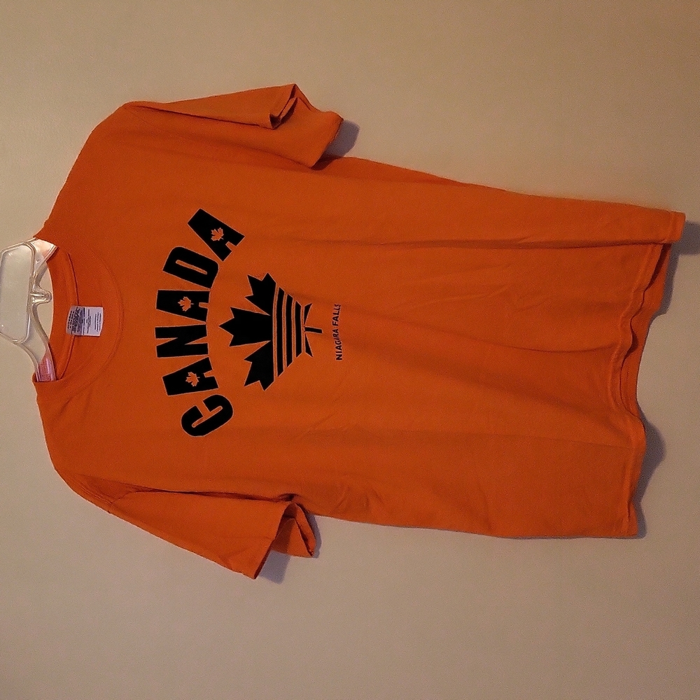Men's Canada Tshirt